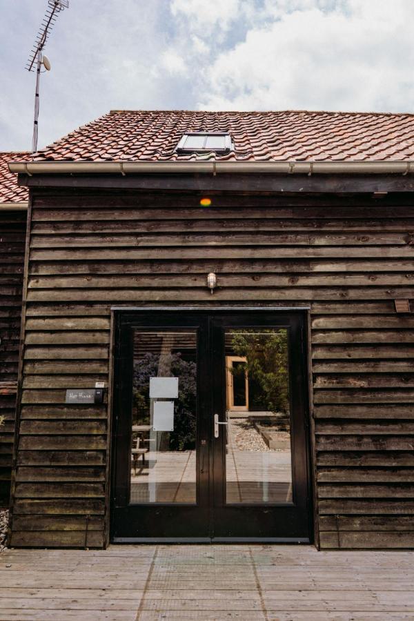 Creeksea Place Barns Burnham-on-Crouch Exterior foto